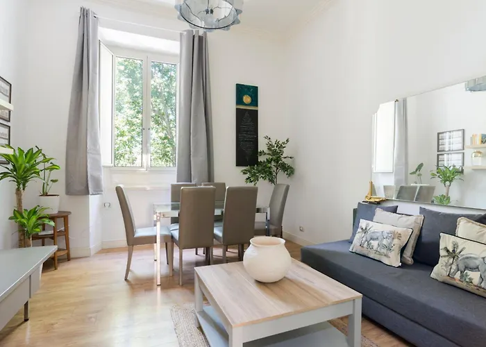 Apartment Passeggiata Di Ripetta Tevere View Spacious 2 Bedroom For 7 Pax Rom